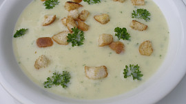 Tyrolská bramborová polévka