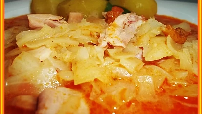 Uzená kuřecí stehna v zelné omáčce, Uzená kuřecí stehna v zelné omáčce