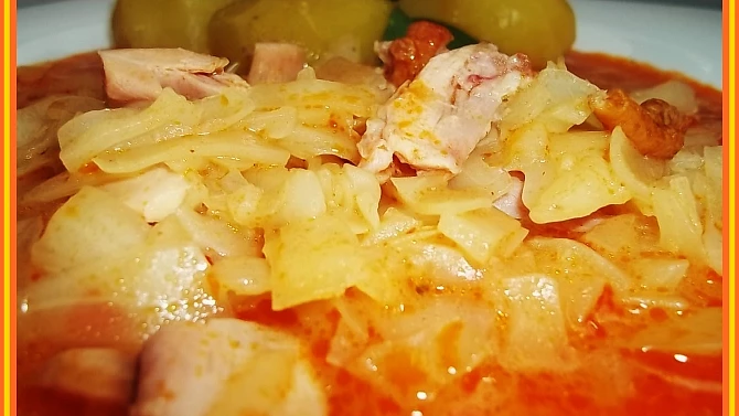 Uzená kuřecí stehna v zelné omáčce, Uzená kuřecí stehna v zelné omáčce