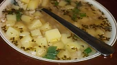Babiččina zapomenutá, kroupová česnečka