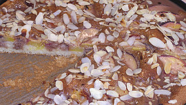 Broskvový koláč s polevou