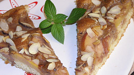 Broskvový koláč s polevou