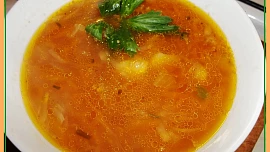 Celerovo-mrkvová polévka se šťouchanými bramborami