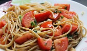 Celozrnné špagety aglio&tomato - lehké, letní a dobré (by BarborkaS.)