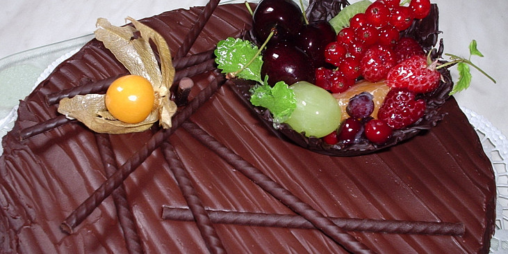 Čokoládový dort z čokolády