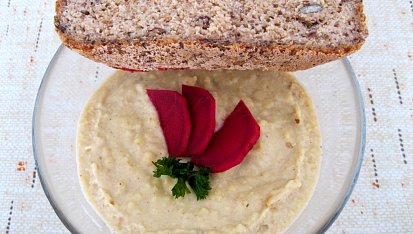 Hummus z instatní cizrnové mouky