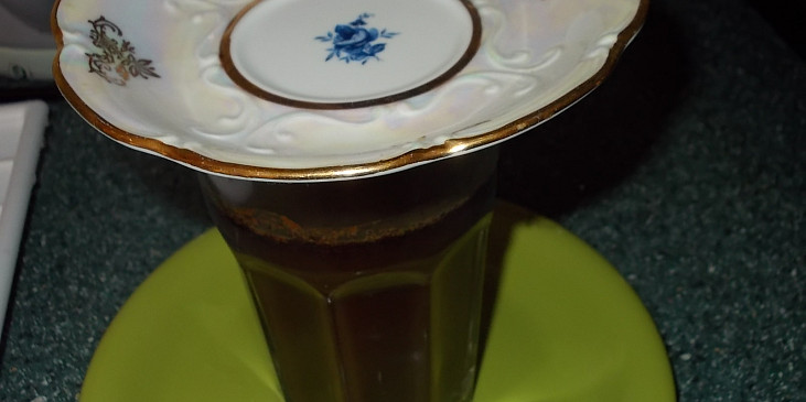 Kávovo - skořicové kostky ledu do nápoje pro muže ( ženy )