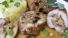 Králík se šalvějovou nádivkou