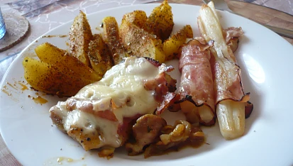 Kuřecí plátek Gyros se slaninou s sýrem