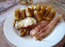Kuřecí plátek Gyros se slaninou s sýrem