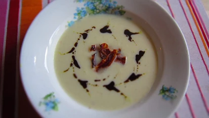 Květákovo-parmezánový krém