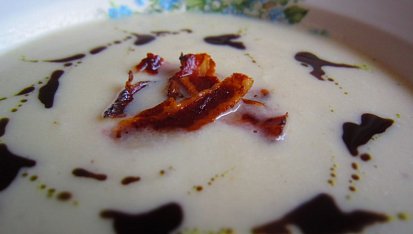 Květákovo-parmezánový krém