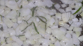 Laň na rozmarýnu a červeném víně