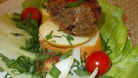 Masové kuličky s jablky, cuketou a ovesnými vločkami