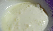 Ovocný koláč na ruský způsob, ušlehaná vaječná pěna