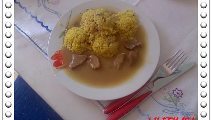 Pikantní vepřové s kari rýží