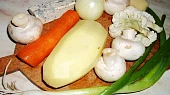 Polévka "Dobrotivá vymyšlenka", suroviny...