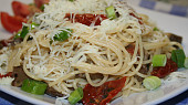 Špagety s chutí Středomoří