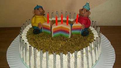 Tříbarevný dort s mascarpone krémem (Pat a Mat)