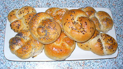 Babiččiny "startovací" žemličky (jinak housky)