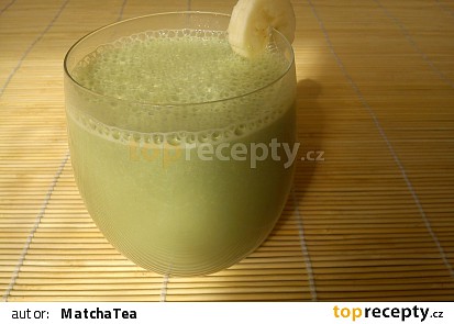 Banánový milkshake z čaje Matcha