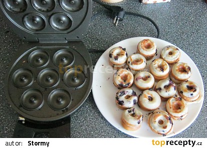 Borůvkové Donuts - Donut maker