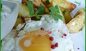 Bylinkové brambory s tvarohem a vejci