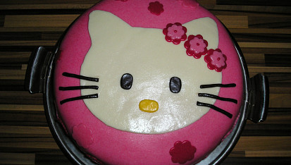 Dort s kočičkou Hello Kitty