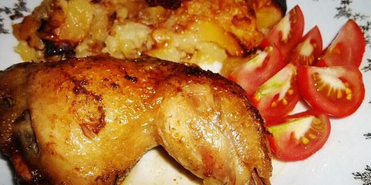 Gyrosové kuře z jednoho pekáče s "plesnivýma bramborama"