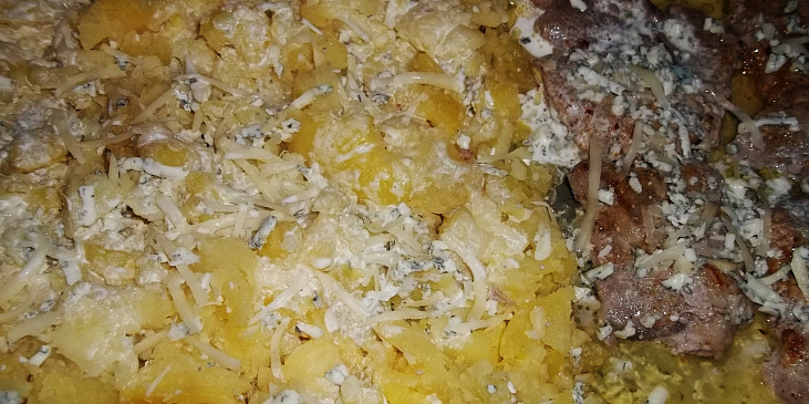 Gyrosové kuře z jednoho pekáče s plesnivými brambory (dáme péct v jednom pekáči....tady byly  ještě…)