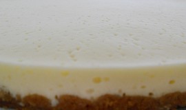 Lehoučký mandlový cheesecake