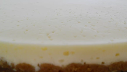 Lehoučký mandlový cheesecake
