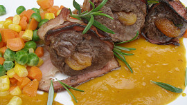 Medailonky s dýňovou omáčkou