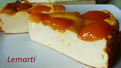 Meruňkový tvarohový koláč
