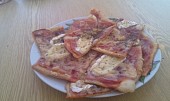 Domácí pizza II., brusinkovo-hermelínová - moje oblíbená :-)