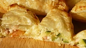 Plněné pirožky z listového těsta