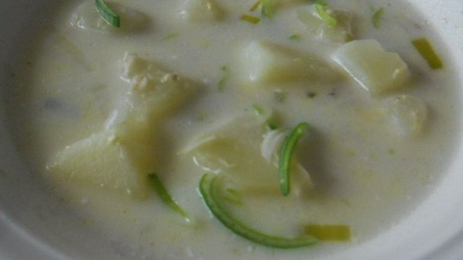 Porková polévka s bramborami, vejci , vločkama, smetanovo-sýrová, vydatná,zdravá,sytá