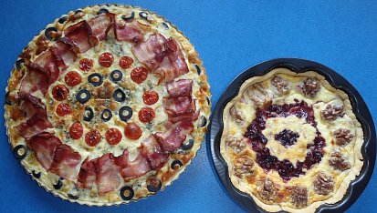 Quiche s uzeným sýrem, ořechy a brusinkami