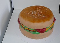 Sladký hamburger - dort