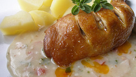 Uzené kuře s omáčkou z čerstvé majoránky