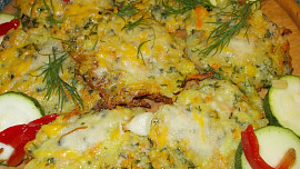 Zapečené cuketové střapáčky s křupavou sýrovou krustou a koprem