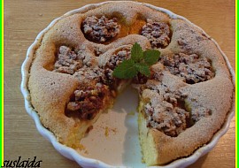 Brusinkovo-ořechová jablíčka v piškotu