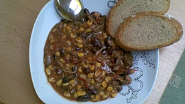 Chilli con Carne z drůbežích jater