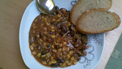 Chilli con Carne z drůbežích jater