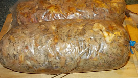 "Delikatesa" z několika druhů jater a hub