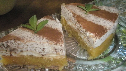 Jablečný dortík se skořicovou pěnou - nepečený