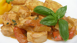 Kuřecí prsa s paprikou