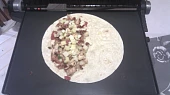 Kuřecí quesadilla.