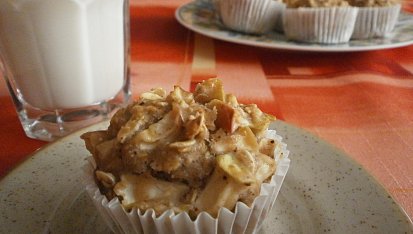 Light muffiny s ovesnými vločkami, jablkem, medem a bez tuku