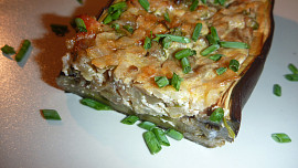 Lilek zapečený s rýžovou směsí